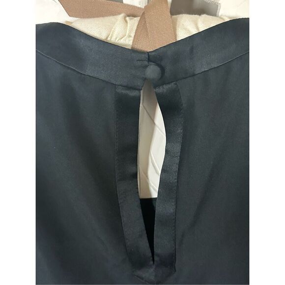 Banana Republic Silk Tank Top - Picture 5 of 9